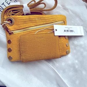 HAMMITT CARDHOLDER IN PINEAPPLE NWT.  Free w/ full price offer on PINEAPPLE BAG